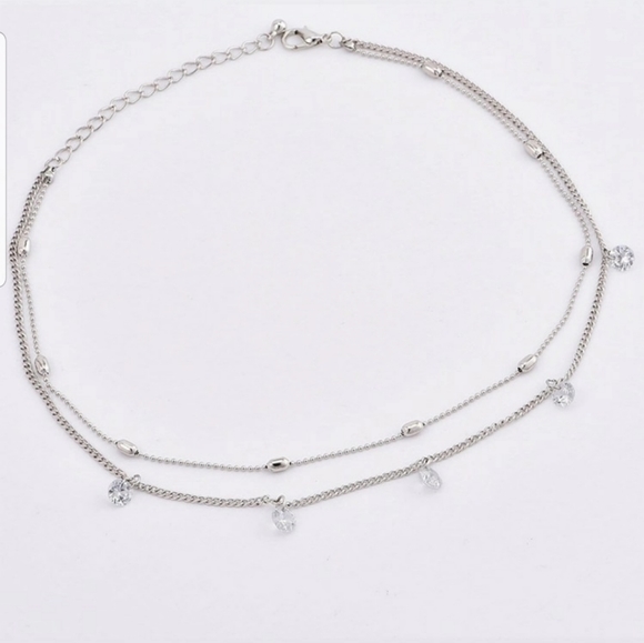 *Joey* Silver layered Necklace - Picture 2 of 4